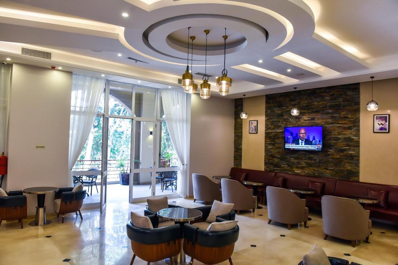 אנטבה Admas Grand Hotel מראה חיצוני תמונה