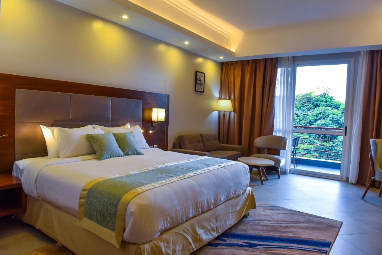 אנטבה Admas Grand Hotel מראה חיצוני תמונה