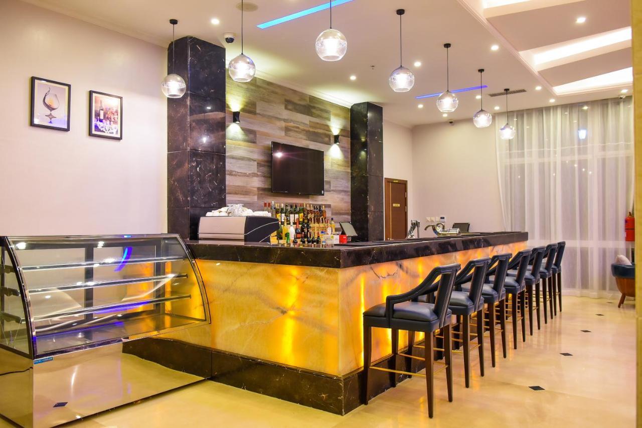 אנטבה Admas Grand Hotel מראה חיצוני תמונה